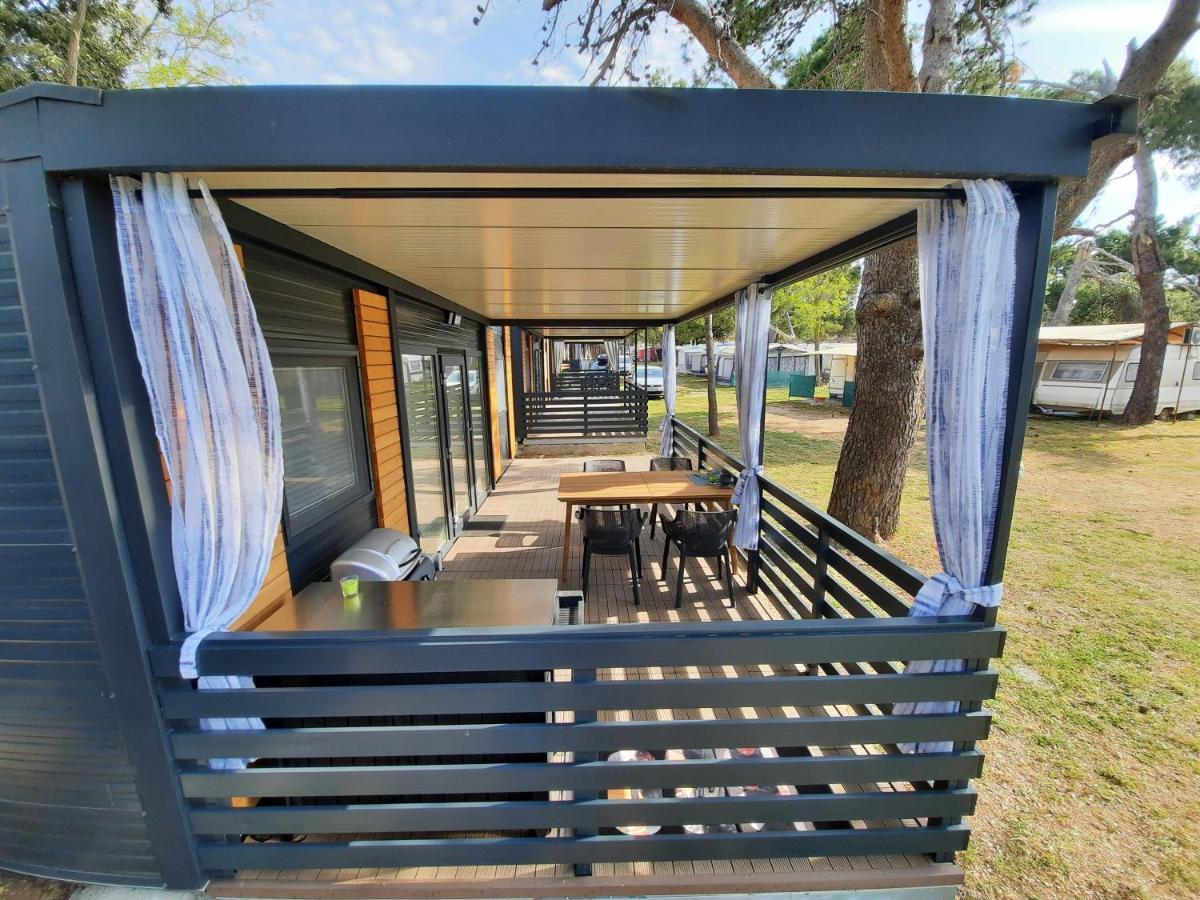 Sand & Relax Privlaka - Mobile Home Gloria エクステリア 写真